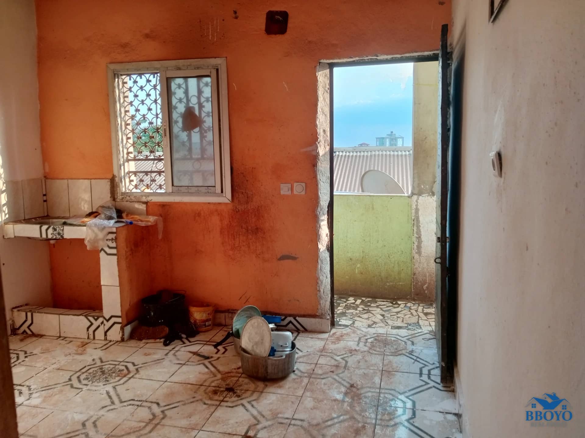 Semi modern studio to rent at Nkong — photo 7
