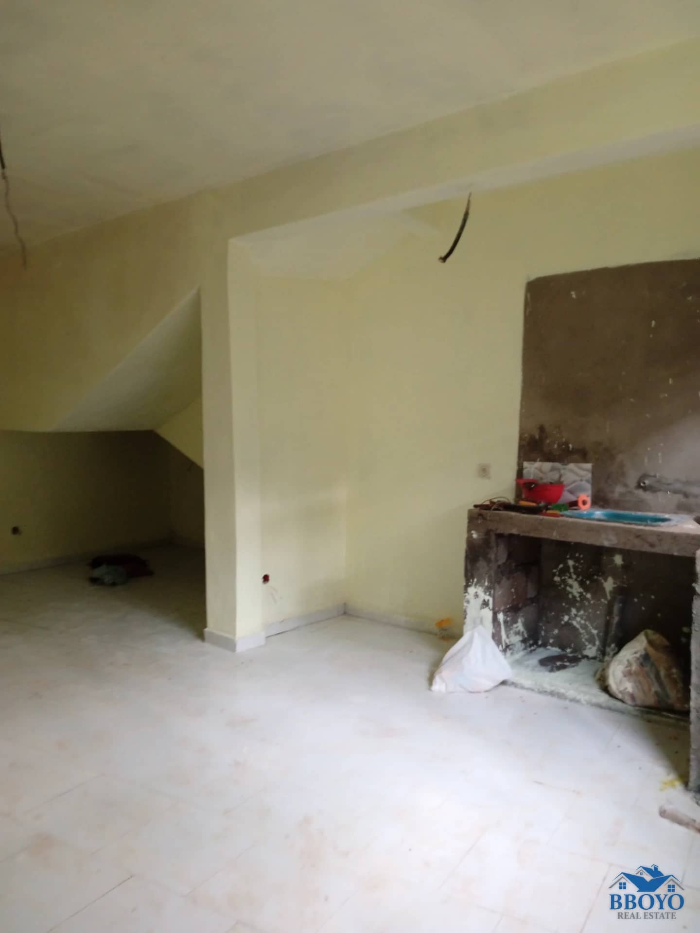 Modern apartment at Eleveur Mballa — photo 3