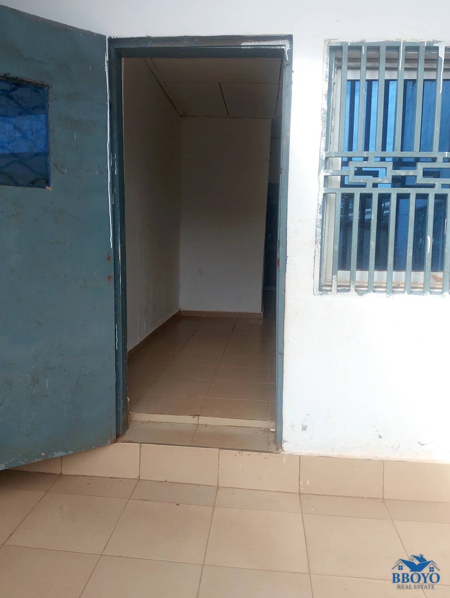 Apartment for rent — photo 4