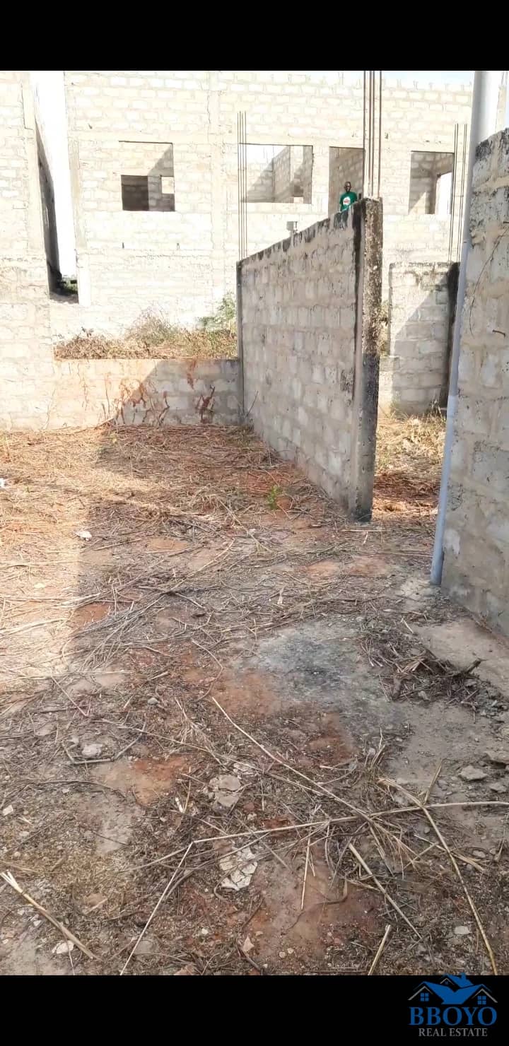 Lagoon View, Uncompleted 5-Bedroom Storey Building — photo 5