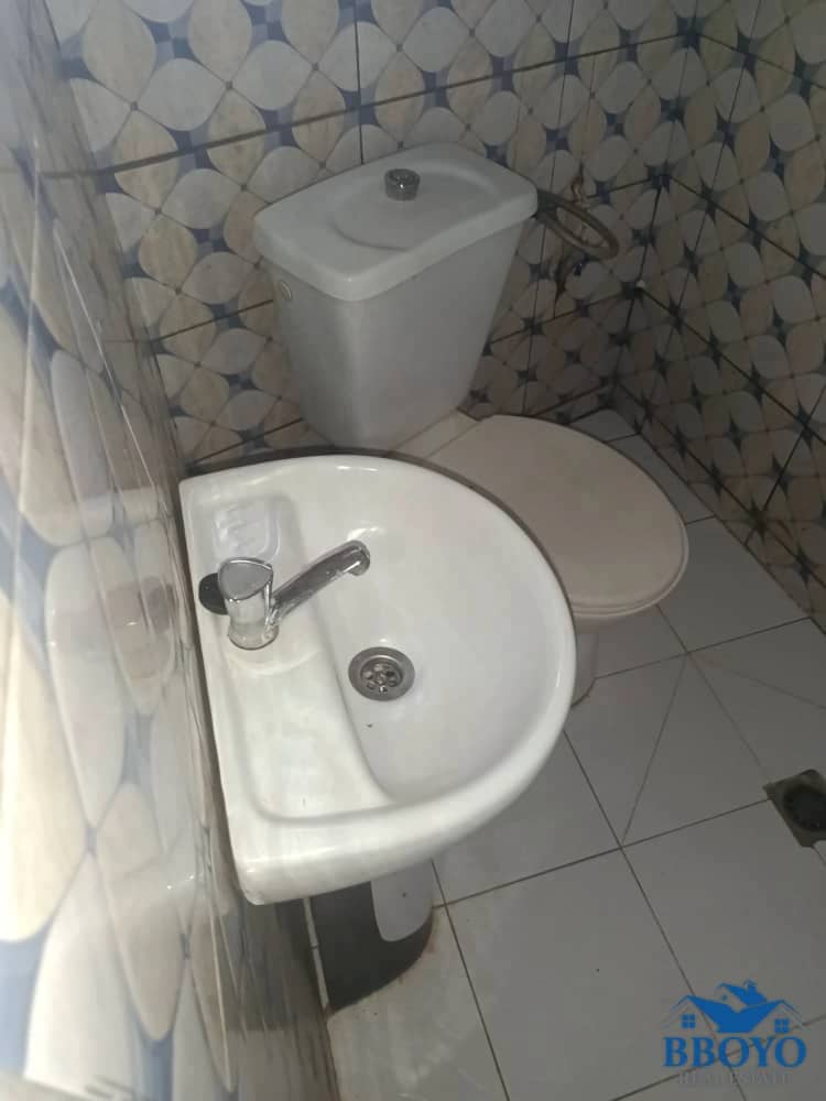 Pa Shey's compound — photo 5